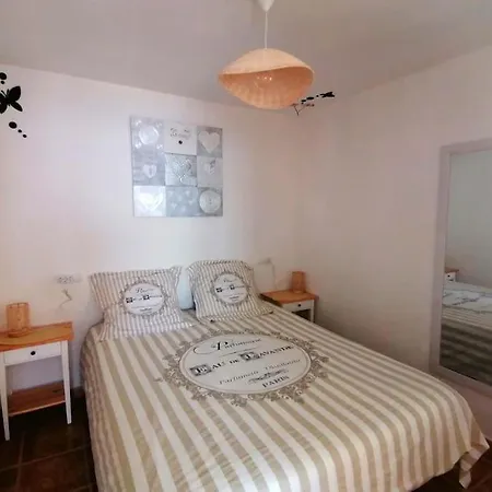 La Casa Yona Apartment *